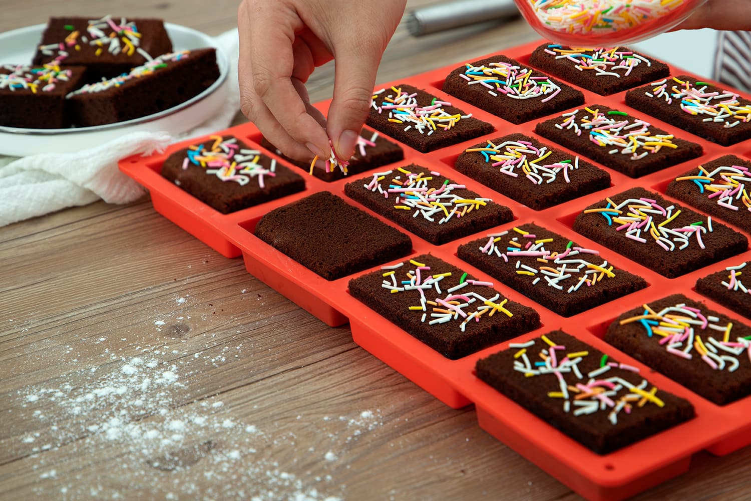 Cooking With Silicone: Is Silicone Cookware And Bakeware Safe For Use?